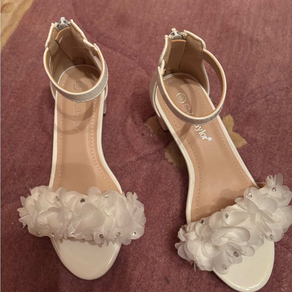 Girls dress shoes